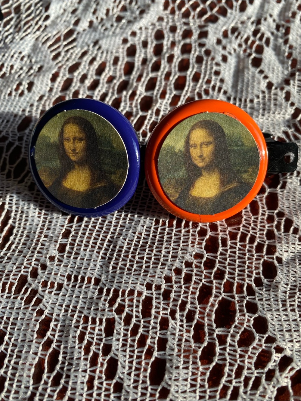 Mona Lisa Round barrette clip — Blue & Orange